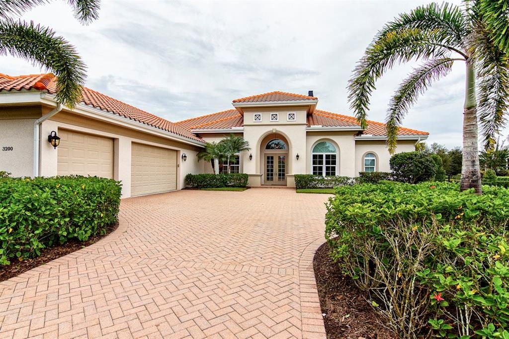 Recently Sold: $1,345,000 (4 beds, 3 baths, 3878 Square Feet)