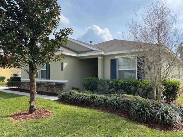 Recently Sold: $285,000 (3 beds, 2 baths, 1844 Square Feet)