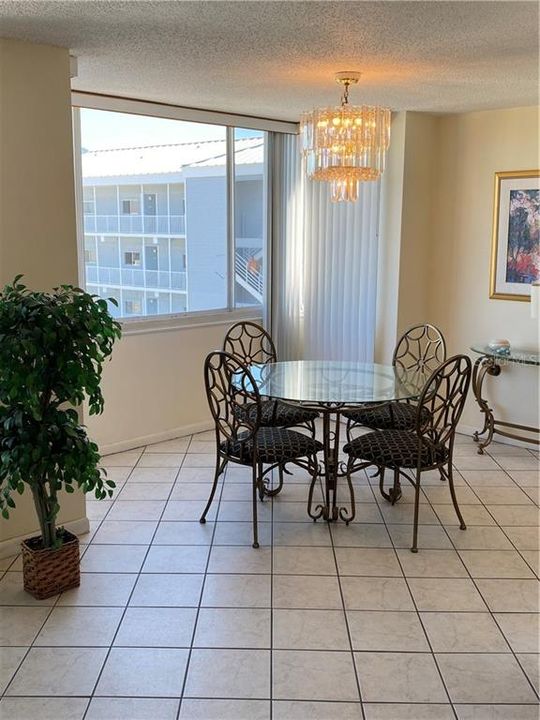 Recently Sold: $399,000 (2 beds, 2 baths, 1335 Square Feet)
