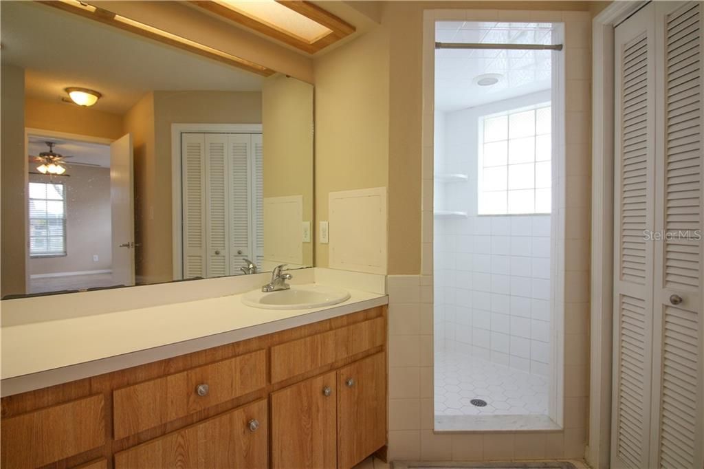 最近租的: $1,700 (4 贝兹, 2 浴室, 1804 平方英尺)