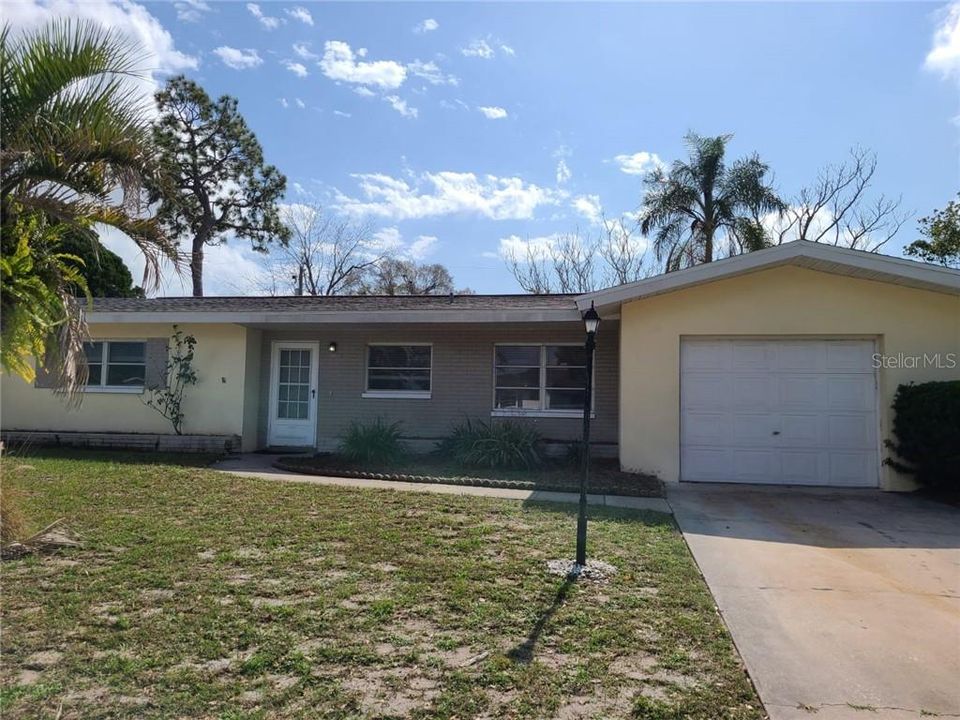 Recently Sold: $199,900 (3 beds, 2 baths, 1232 Square Feet)
