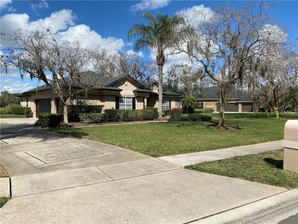 Recently Sold: $799,900 (5 beds, 3 baths, 3210 Square Feet)