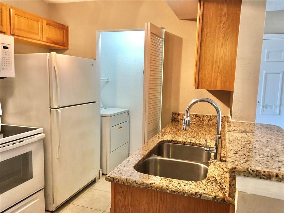 Recently Rented: $975 (1 beds, 1 baths, 627 Square Feet)
