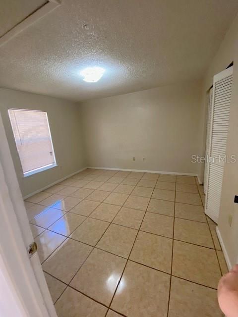 Recently Rented: $700 (1 beds, 1 baths, 5684 Square Feet)