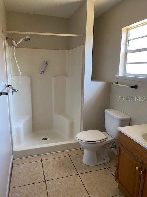 Recently Rented: $700 (1 beds, 1 baths, 5684 Square Feet)