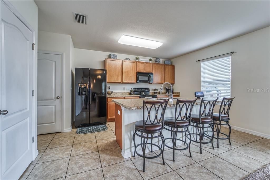 Recently Sold: $285,000 (4 beds, 2 baths, 2263 Square Feet)