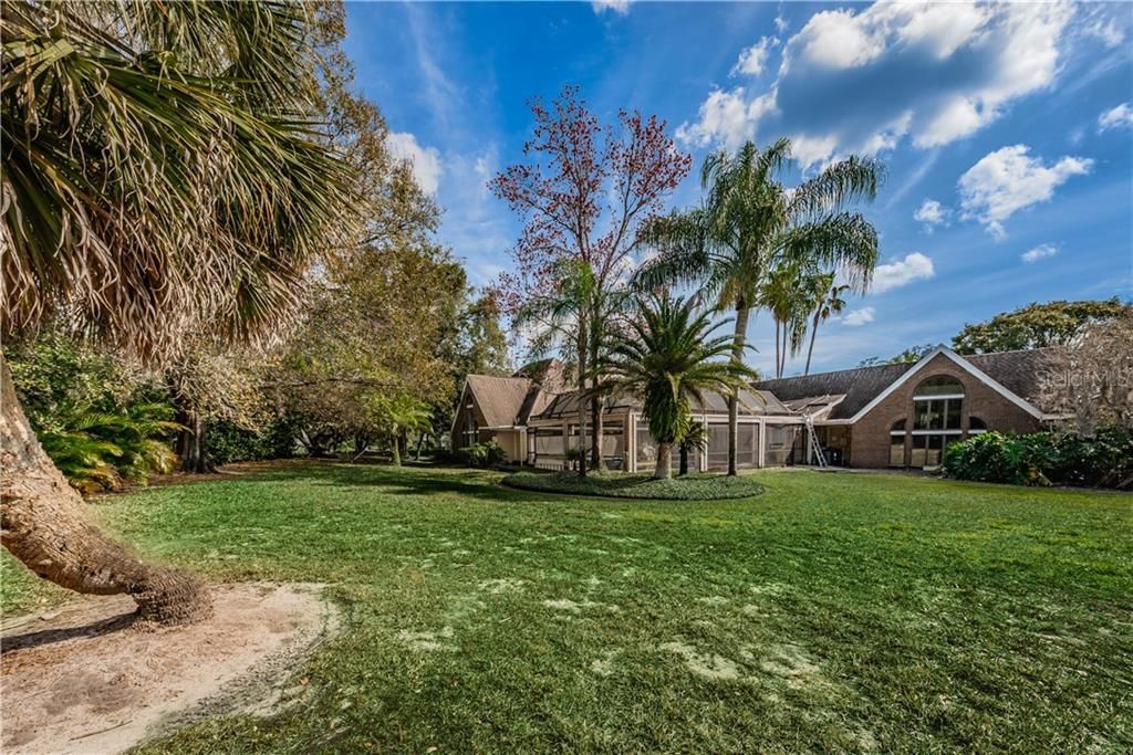 Recently Sold: $900,000 (5 beds, 4 baths, 5421 Square Feet)