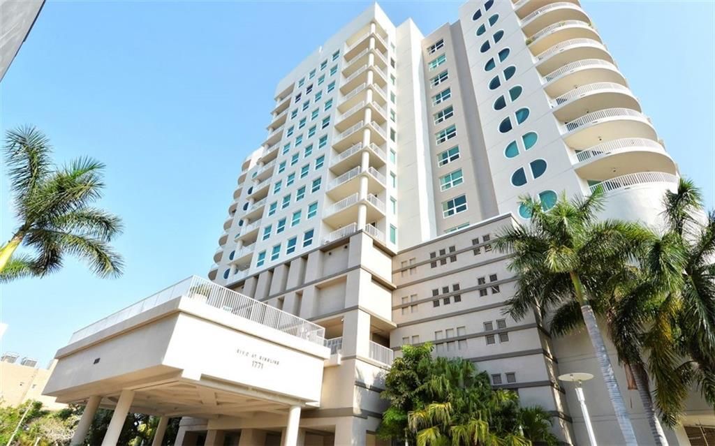 Recently Sold: $520,000 (2 beds, 2 baths, 1483 Square Feet)