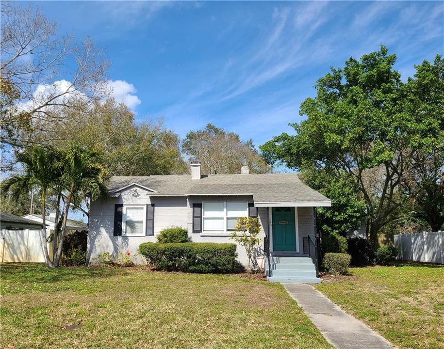 Recently Sold: $335,000 (3 beds, 2 baths, 1532 Square Feet)