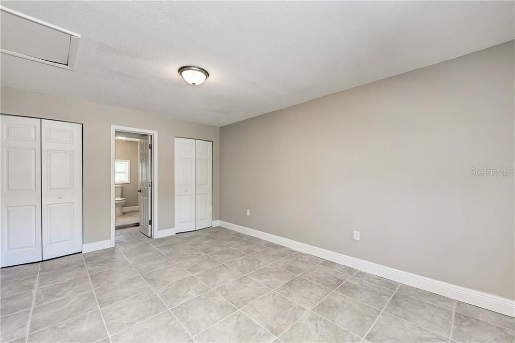 Recently Sold: $229,800 (2 beds, 2 baths, 1238 Square Feet)