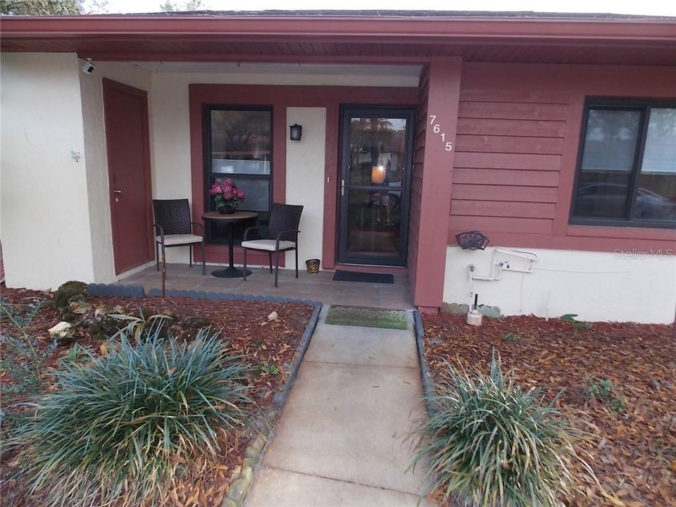 Recently Sold: $124,000 (2 beds, 2 baths, 1029 Square Feet)