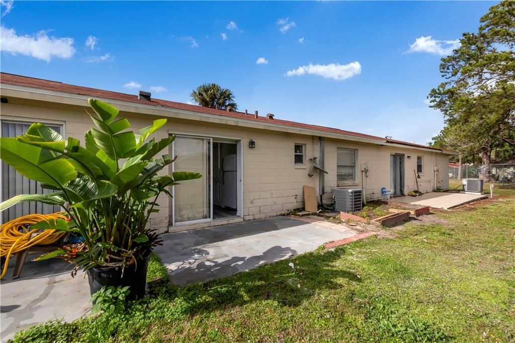 Recently Sold: $150,000 (2 beds, 2 baths, 960 Square Feet)