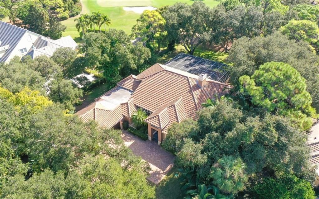 Недавно продано: $1,100,000 (4 спален, 4 ванн, 3606 Квадратных фут)