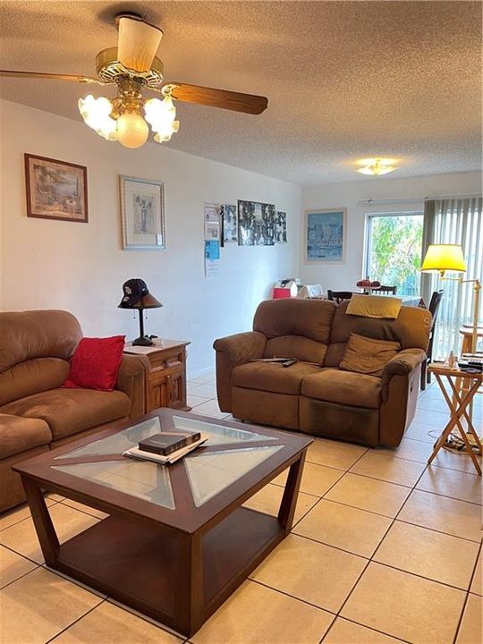 Recently Sold: $95,000 (2 beds, 2 baths, 1138 Square Feet)