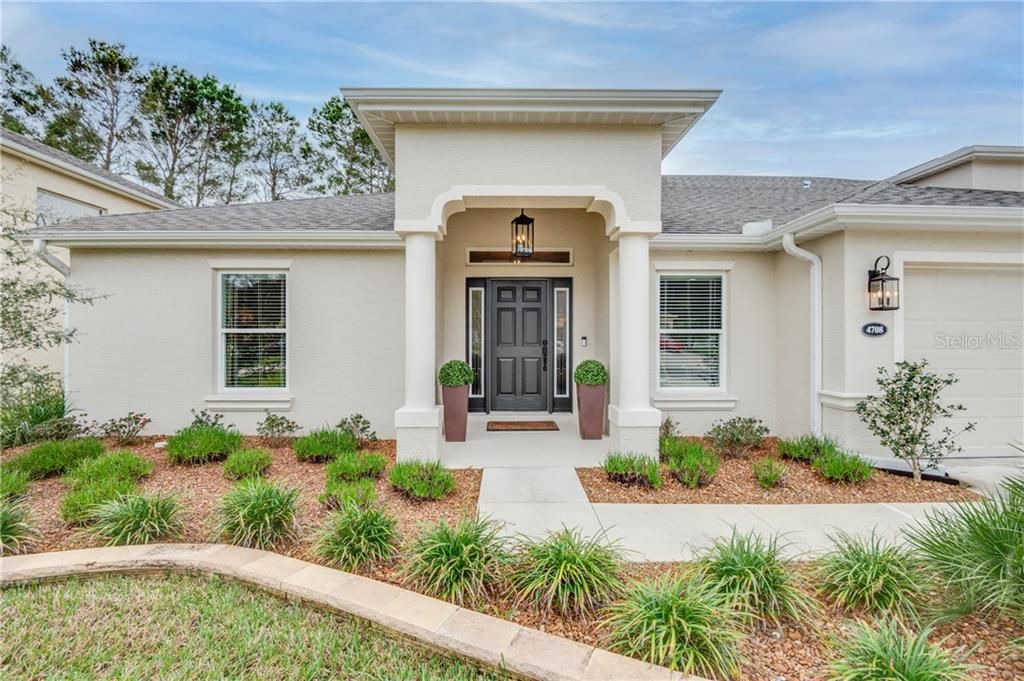 This beautiful Coach Home is only 3 years old, well maintained, landscaped and full of upgrades! Don't miss this one  it's definitely worth the look.