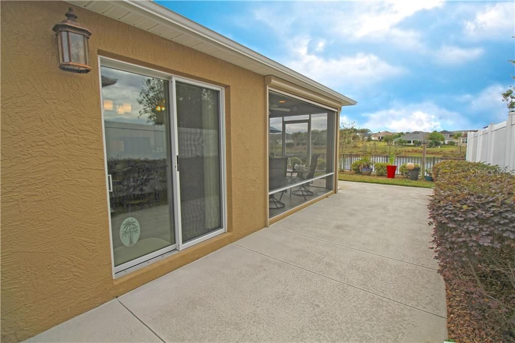 Recently Sold: $397,000 (3 beds, 2 baths, 1617 Square Feet)