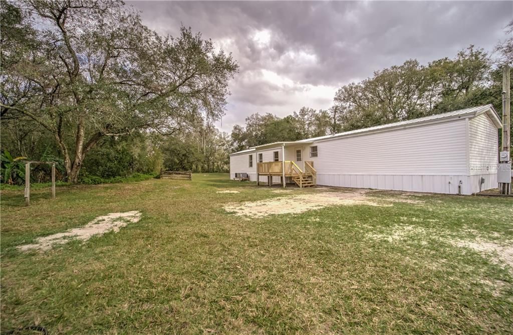 Recently Sold: $187,500 (3 beds, 2 baths, 1140 Square Feet)