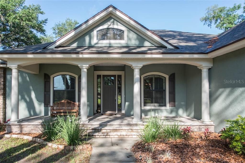 Recently Sold: $529,000 (4 beds, 2 baths, 2640 Square Feet)
