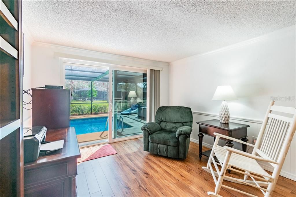 Recently Sold: $250,000 (2 beds, 2 baths, 1519 Square Feet)