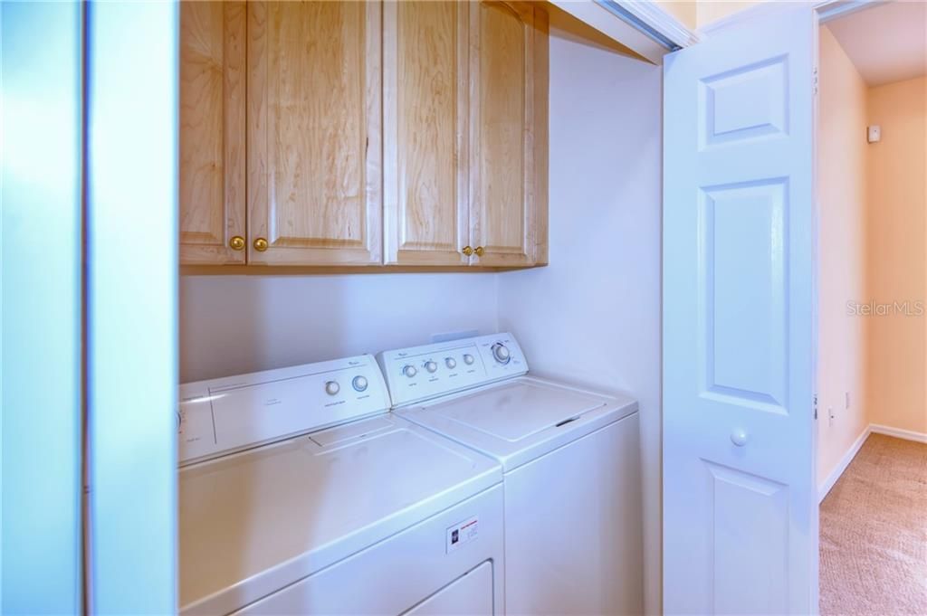 Recently Rented: $1,450 (2 beds, 2 baths, 1317 Square Feet)