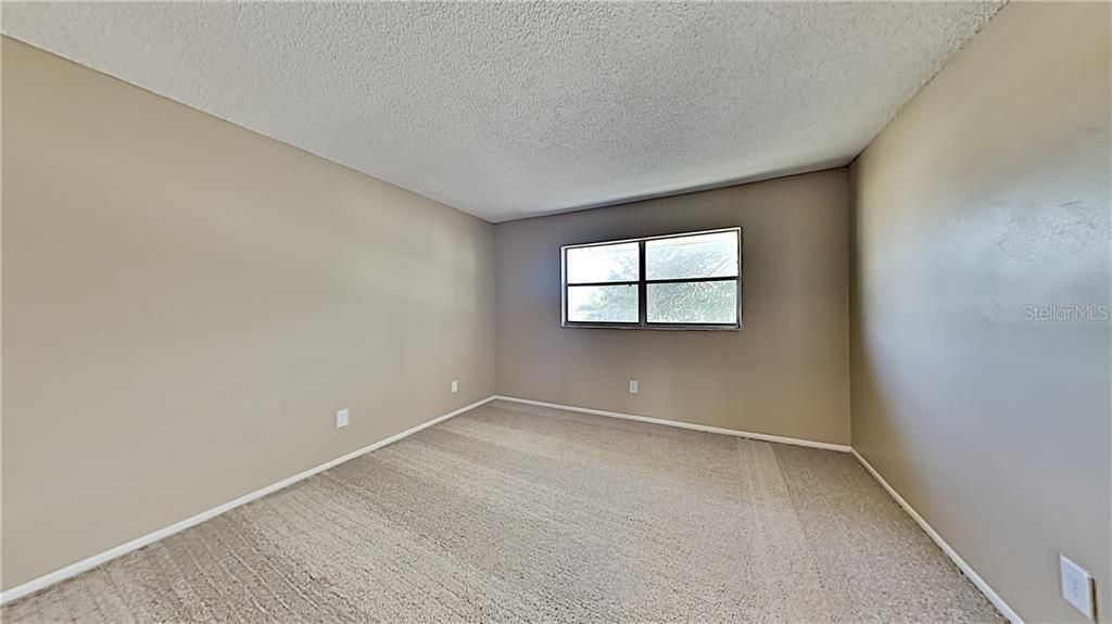 Recently Sold: $124,900 (2 beds, 2 baths, 1082 Square Feet)