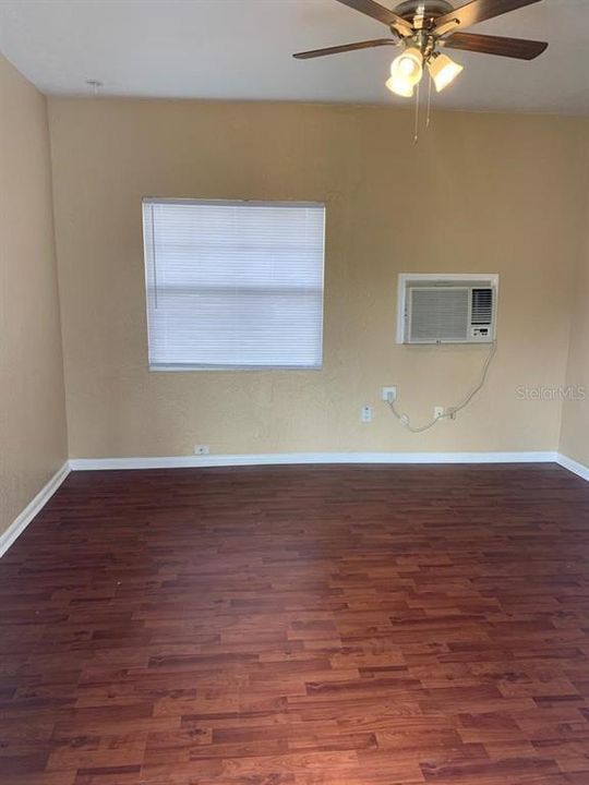 Recently Rented: $850 (1 beds, 1 baths, 600 Square Feet)