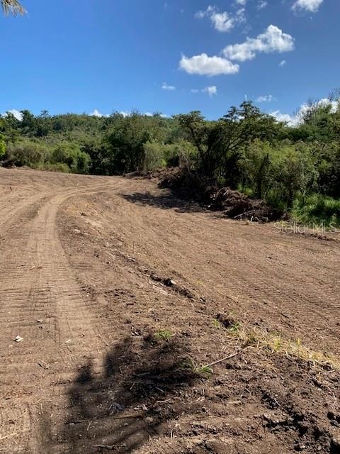 最近售出: $140,000 (2.50 acres)