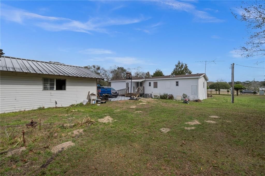 Recently Sold: $180,000 (3 beds, 2 baths, 1344 Square Feet)