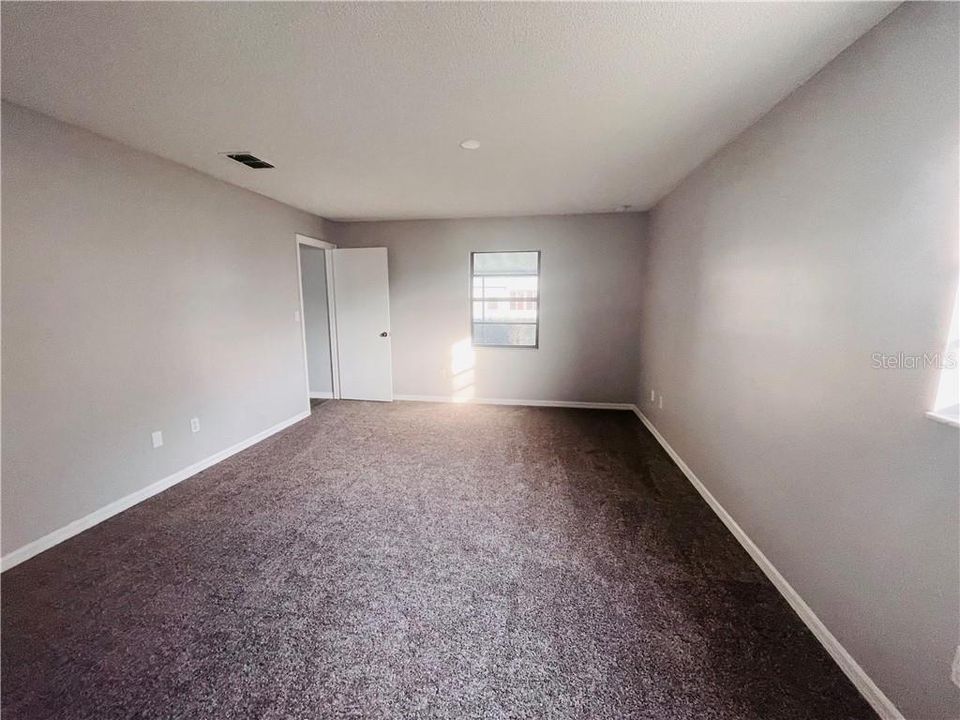 Recently Sold: $185,000 (2 beds, 2 baths, 1441 Square Feet)