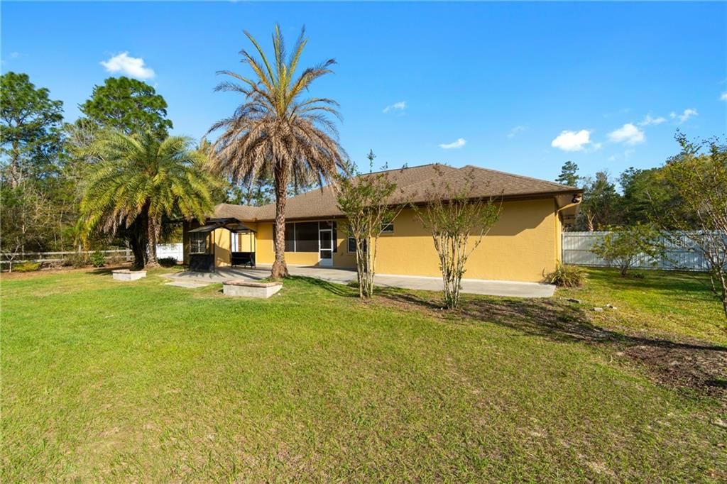 Vendido Recientemente: $399,000 (4 camas, 3 baños, 2887 Pies cuadrados)