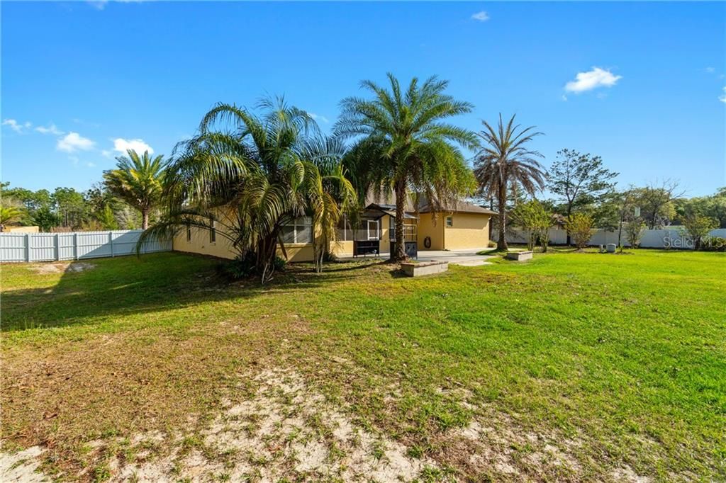 Recently Sold: $399,000 (4 beds, 3 baths, 2887 Square Feet)