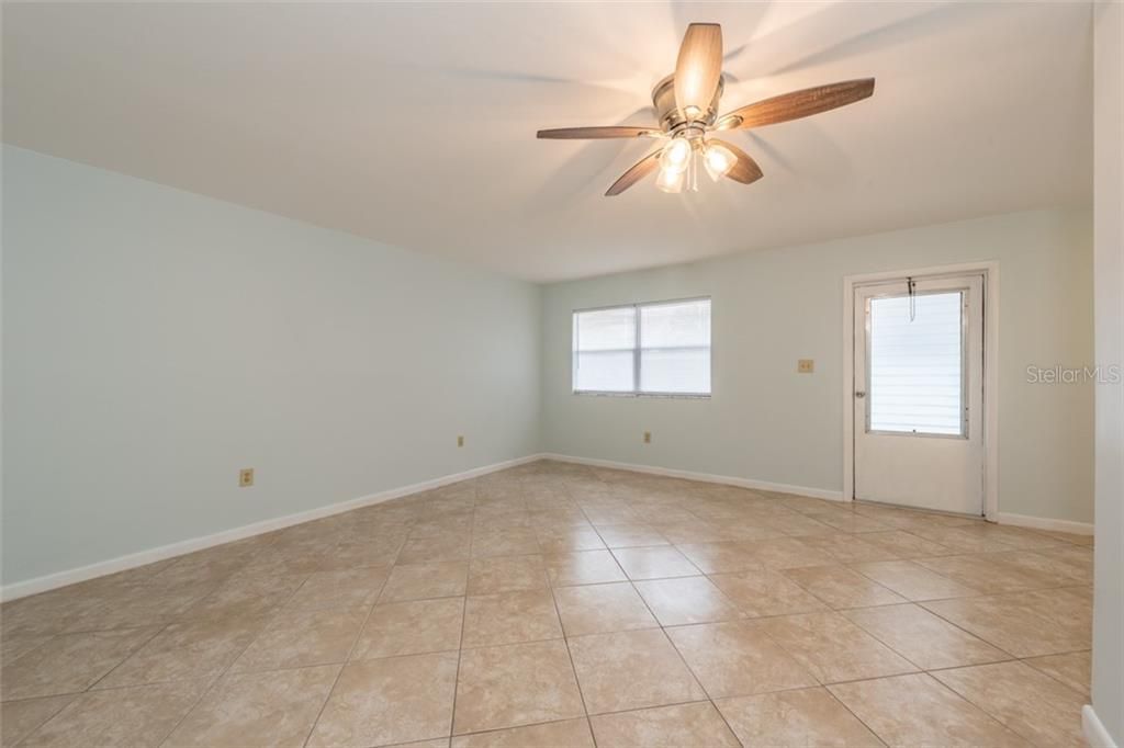 Recently Sold: $104,990 (2 beds, 2 baths, 960 Square Feet)