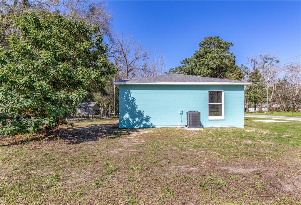 Recently Sold: $117,000 (3 beds, 1 baths, 816 Square Feet)