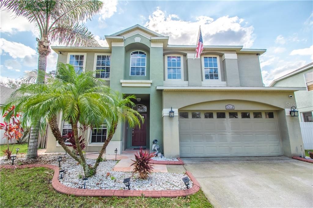 Recently Sold: $426,000 (5 beds, 3 baths, 2871 Square Feet)