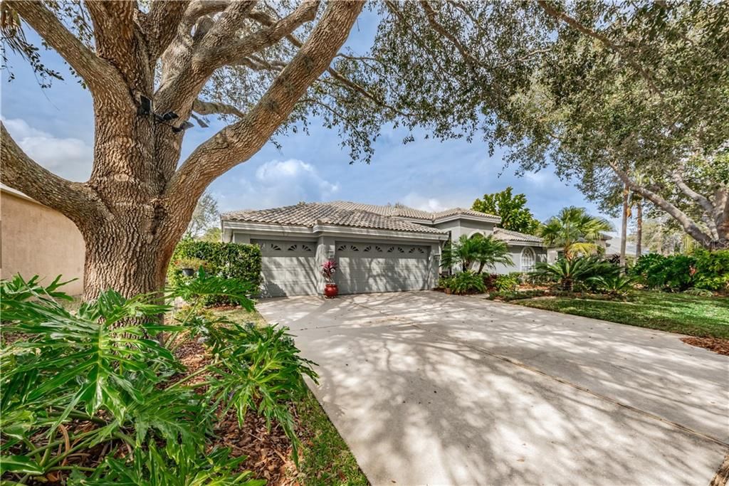 Recently Sold: $699,900 (5 beds, 3 baths, 3351 Square Feet)