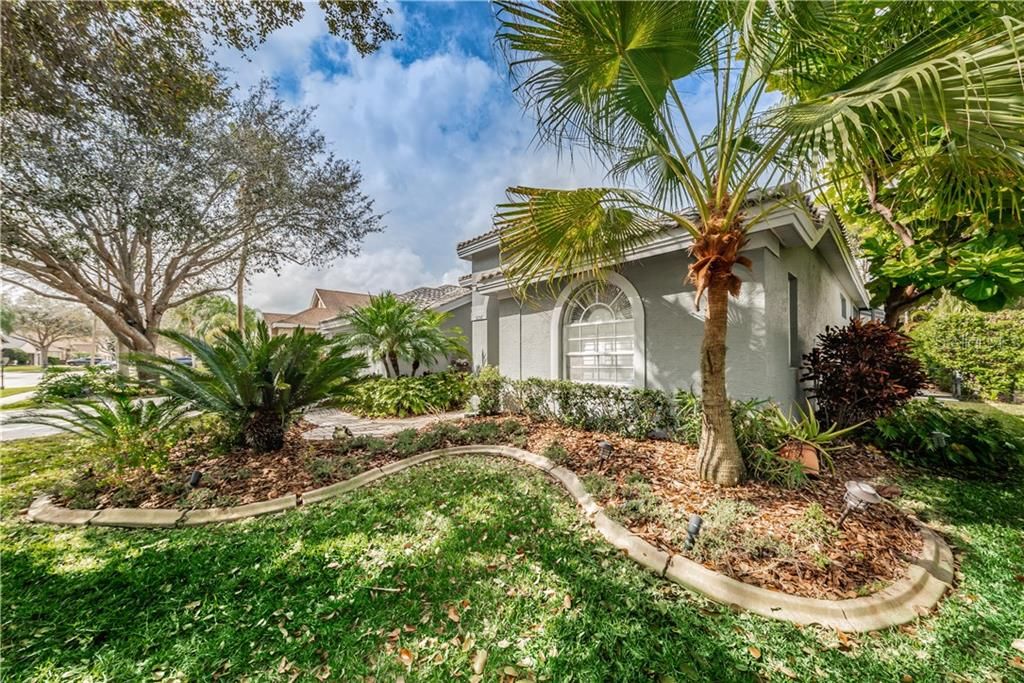Recently Sold: $699,900 (5 beds, 3 baths, 3351 Square Feet)