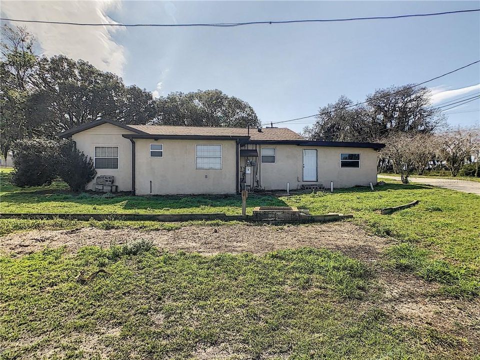 Recently Sold: $270,000 (4 beds, 2 baths, 1998 Square Feet)