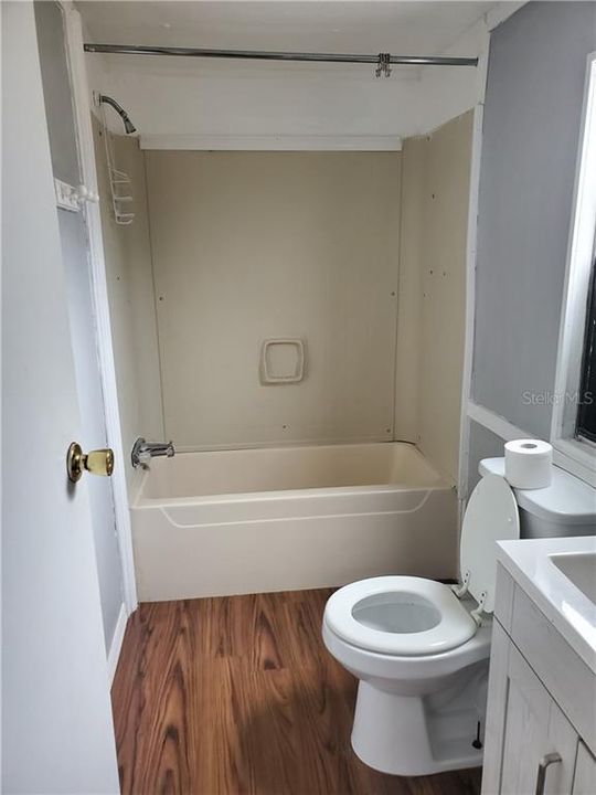 Недавно арендовано: $1,000 (3 спален, 2 ванн, 910 Квадратных фут)
