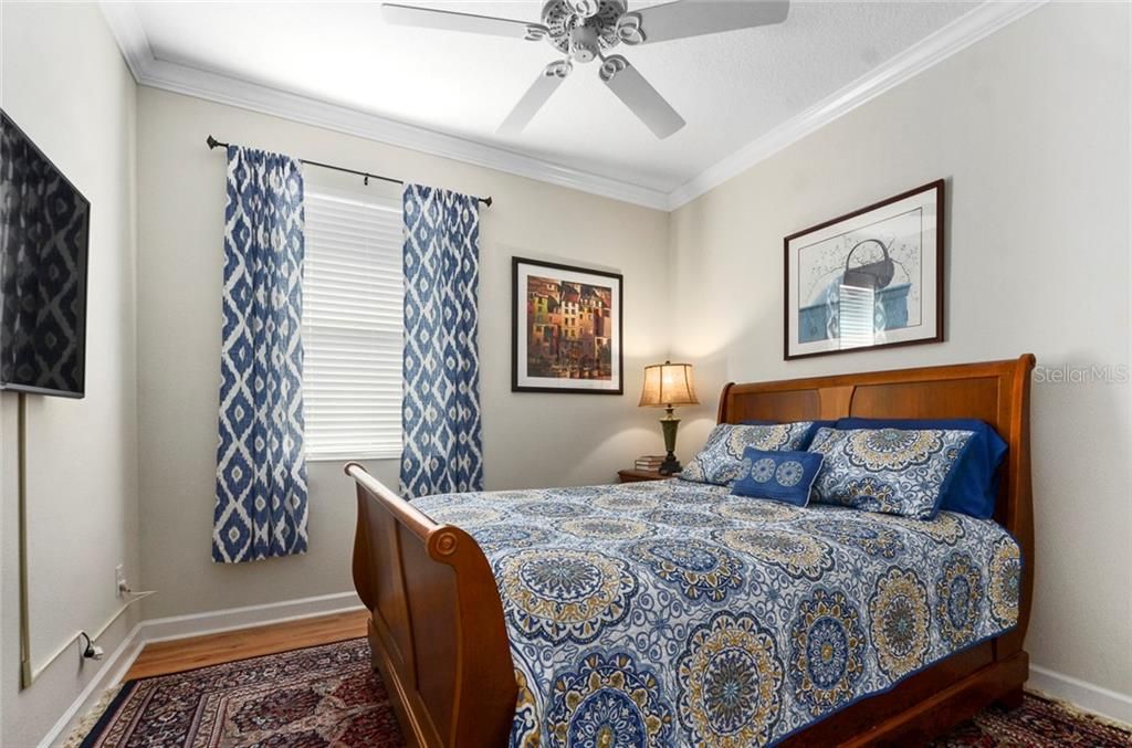 Vendido Recientemente: $322,500 (3 camas, 2 baños, 2015 Pies cuadrados)