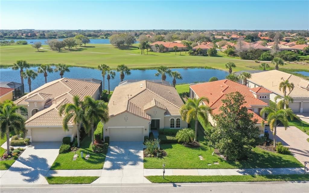 Recently Sold: $498,000 (2 beds, 2 baths, 1903 Square Feet)