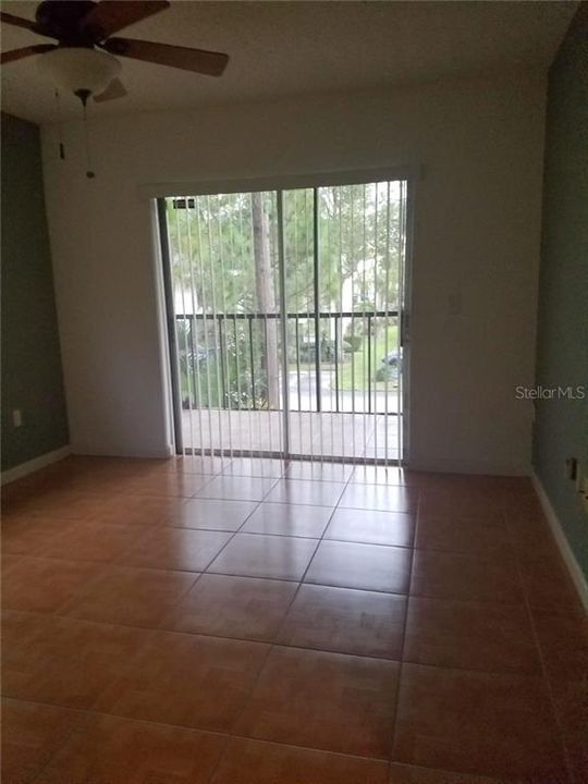 Recently Rented: $1,250 (2 beds, 2 baths, 953 Square Feet)