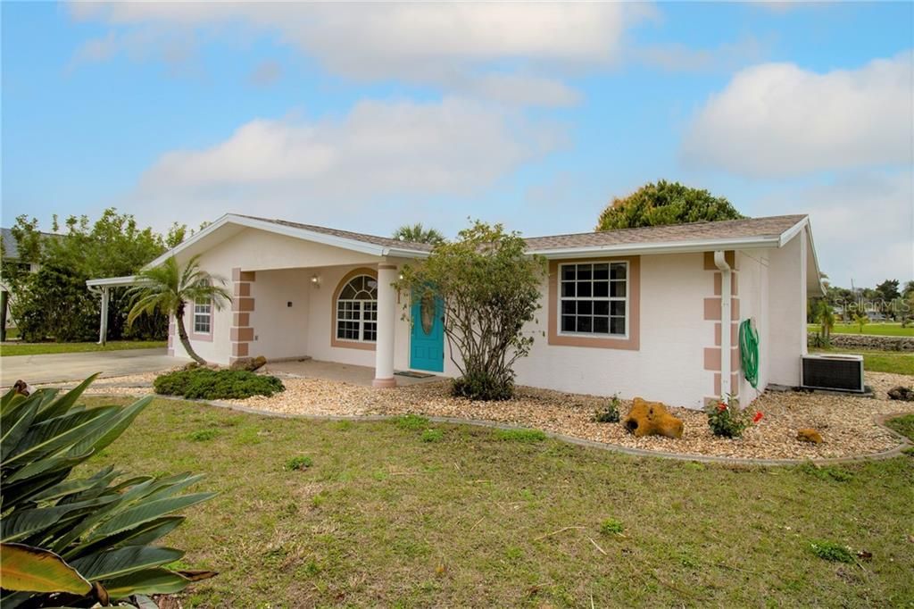 Recently Sold: $342,500 (3 beds, 2 baths, 1384 Square Feet)