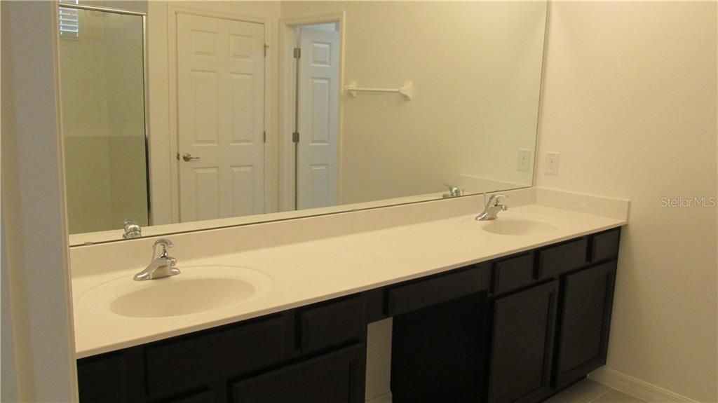 Недавно арендовано: $1,950 (4 спален, 3 ванн, 2700 Квадратных фут)