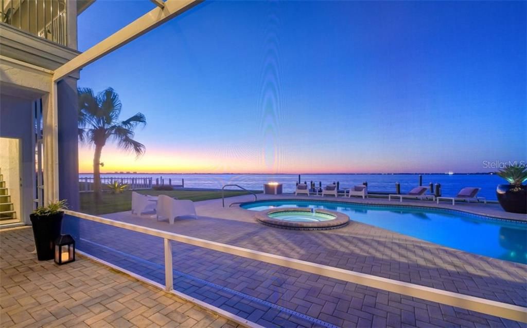 Recently Sold: $2,850,000 (4 beds, 3 baths, 3106 Square Feet)