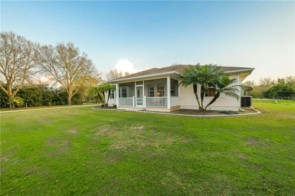 Recently Sold: $345,000 (3 beds, 2 baths, 2184 Square Feet)