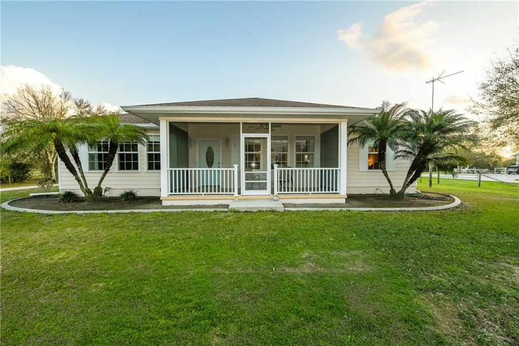 Recently Sold: $345,000 (3 beds, 2 baths, 2184 Square Feet)