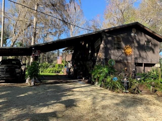 Recently Sold: $215,000 (2 beds, 2 baths, 912 Square Feet)