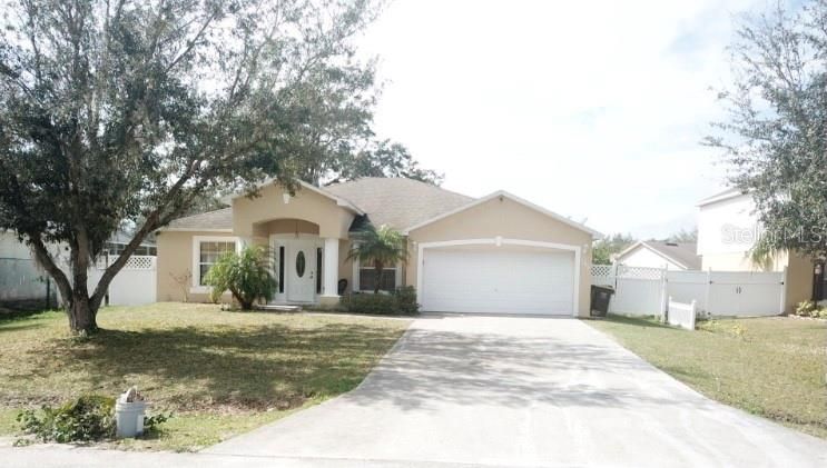 Recently Sold: $204,990 (3 beds, 2 baths, 1656 Square Feet)