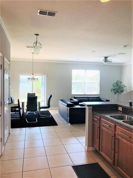 Recently Sold: $215,000 (3 beds, 2 baths, 1544 Square Feet)