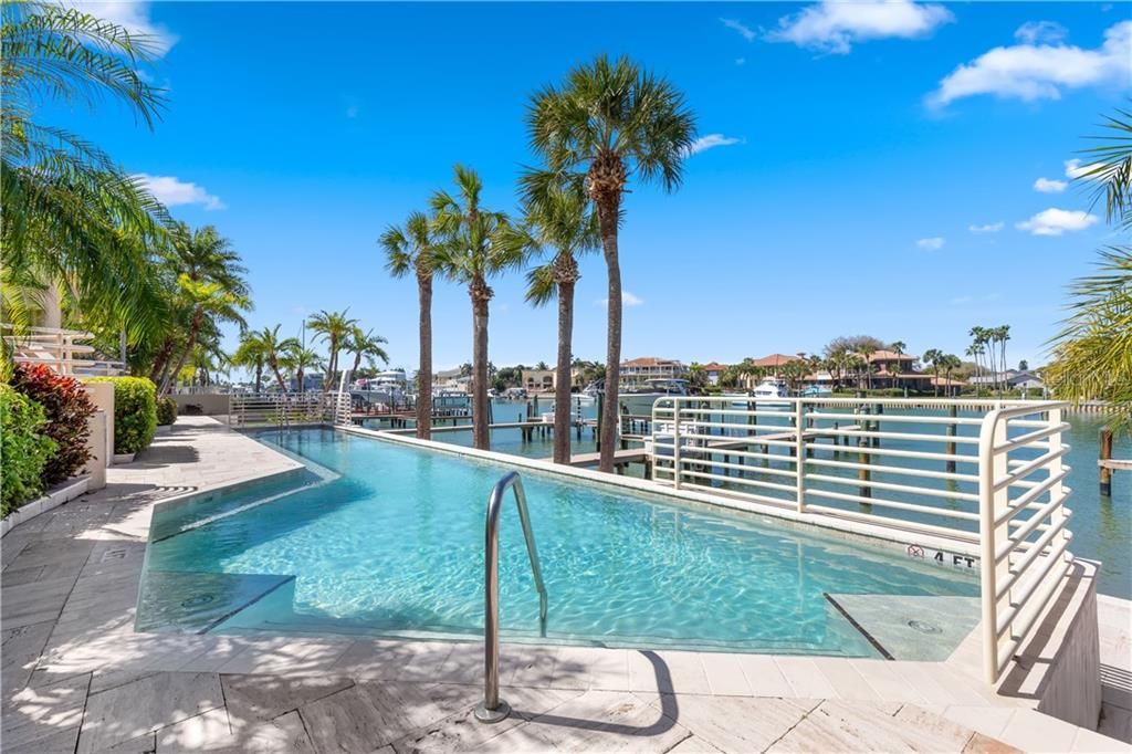 Recently Sold: $1,275,000 (3 beds, 3 baths, 3200 Square Feet)